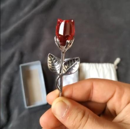 Eternal Love Metal Crystal Rose Timeless Gift for Valentine's Day, Mother's Day, Birthdays, and Anniversaries Water-Resistant & Durable Crystal Design Personalized Present Decoration Wedding