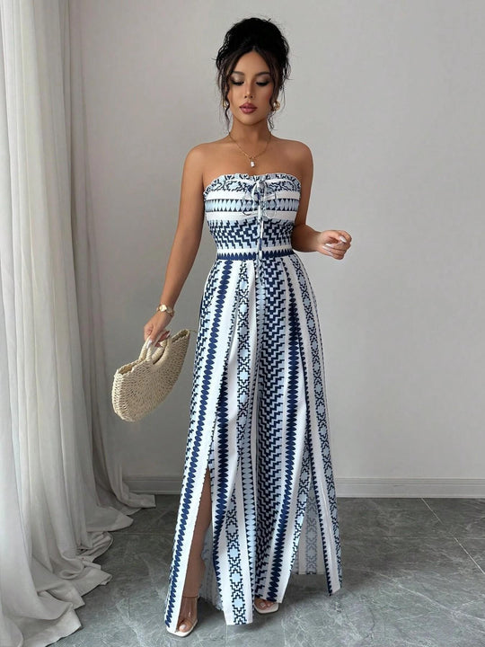 👗50% OFF NOW!💥Geometric Jumpsuit with Halter Neckline & Side Slit – Unique print & elastic back – Versatile, perfect for summer parties or resort wear ✨