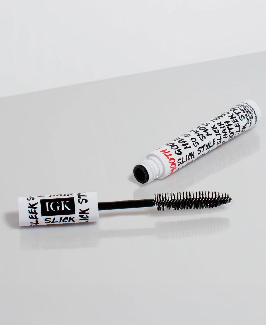 Good Behavior Frizz and Flyaway Lightweight Gel Hair Taming Wand