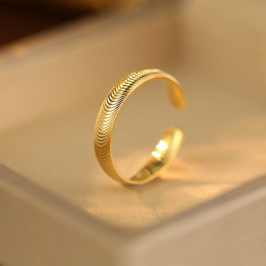 Ухватите мистериозни сјај – камени прстен мачјег ока са полирањем огледала