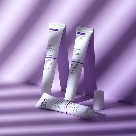 Про-Ксилан крема против старења за очи | Хидратантна крема са пептидом | Видљиво смањује боре и тамне кругове & Отеченост | 24-часовно подизање, чврстина & Младалачки сјај