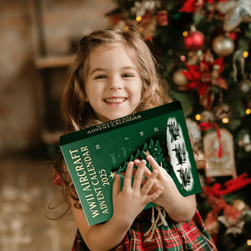 🎁 Odemkněte si každý den legendárního válečného ptáka! 🎁 Adventní kalendář letadel z druhé světové války 2025 - 24 dní ikonických letadel