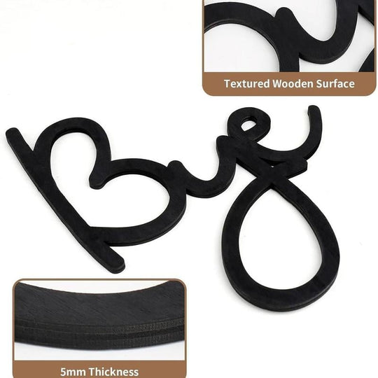 Dřevěná nástěnná dekorace s nápisem - bez poškození zdi