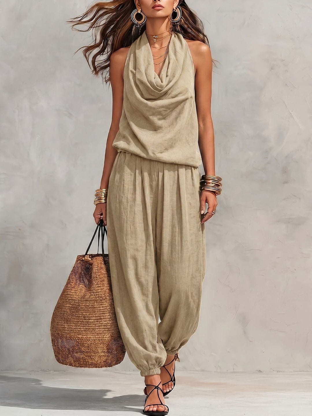 🎁New Arrivals 50% OFF💥 Sleeveless Cowl Neck Jumpsuit – Halter, Wide-Leg, Elegant 🍷