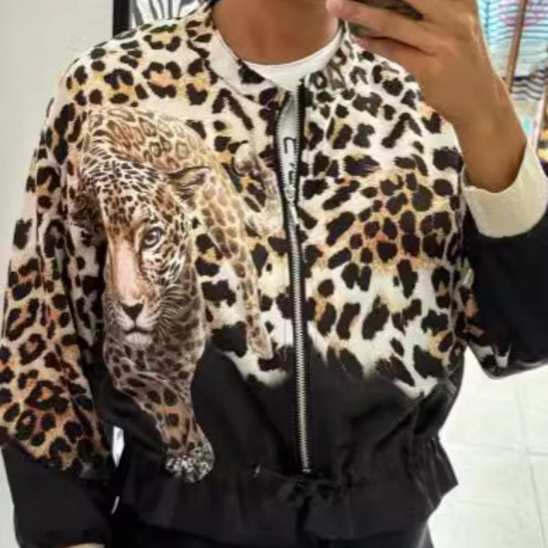 ✨Get 50% off💖Women's Zipper Short Jacket with a Tiger & Leopard Print