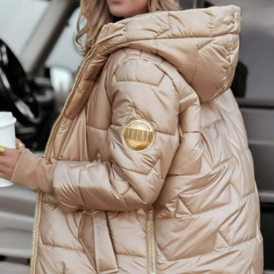 Dámské zimní teplé kabáty střední délky s kapucí