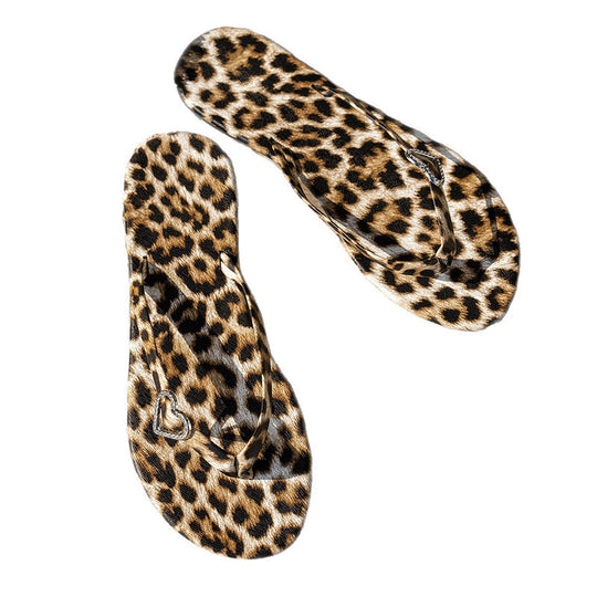 🎉 2026 HOT SALE — 50K+ Sold! 💖Leopard Print Flip-Flops with Heart Charm