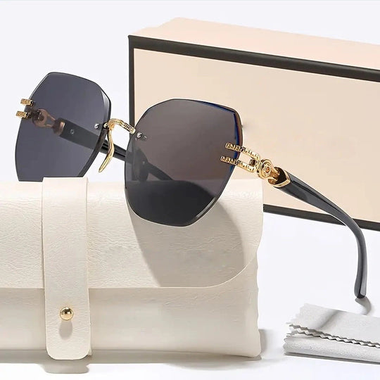 🎉 Statement Rimless Sunglasses – Bold Face, Zero Blind Spots ✨