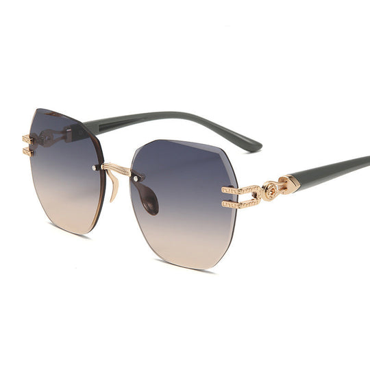 🎉 Statement Rimless Sunglasses – Bold Face, Zero Blind Spots ✨