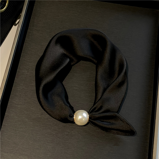 🌸No-Tie Magnetic Pearl Clasp Soft Scarf💟Everyday Versatile Pieces📢📢LIMITED-TIME 50% OFF!!