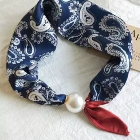 🌸No-Tie Magnetic Pearl Clasp Soft Scarf💟Everyday Versatile Pieces📢📢LIMITED-TIME 50% OFF!!