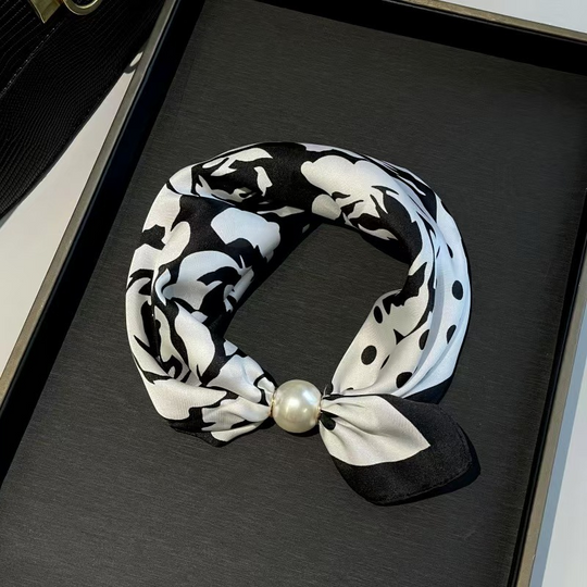 🌸No-Tie Magnetic Pearl Clasp Soft Scarf💟Everyday Versatile Pieces📢📢LIMITED-TIME 50% OFF!!
