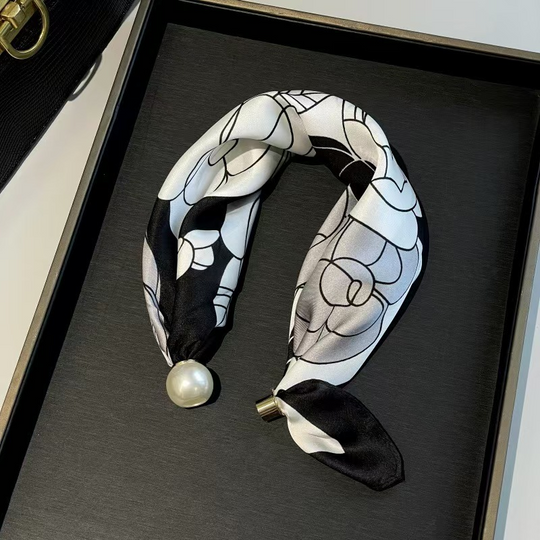🌸No-Tie Magnetic Pearl Clasp Soft Scarf💟Everyday Versatile Pieces📢📢LIMITED-TIME 50% OFF!!