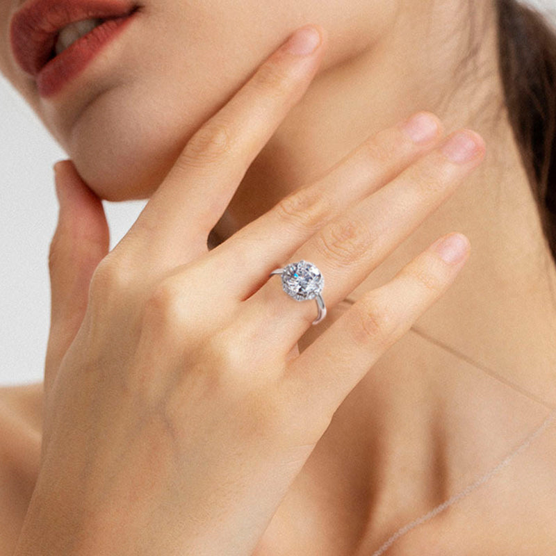 Exquisito Anillo Solitario Moissanite