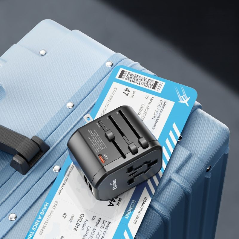 Adaptor universal de călătorie pentru întreaga lume