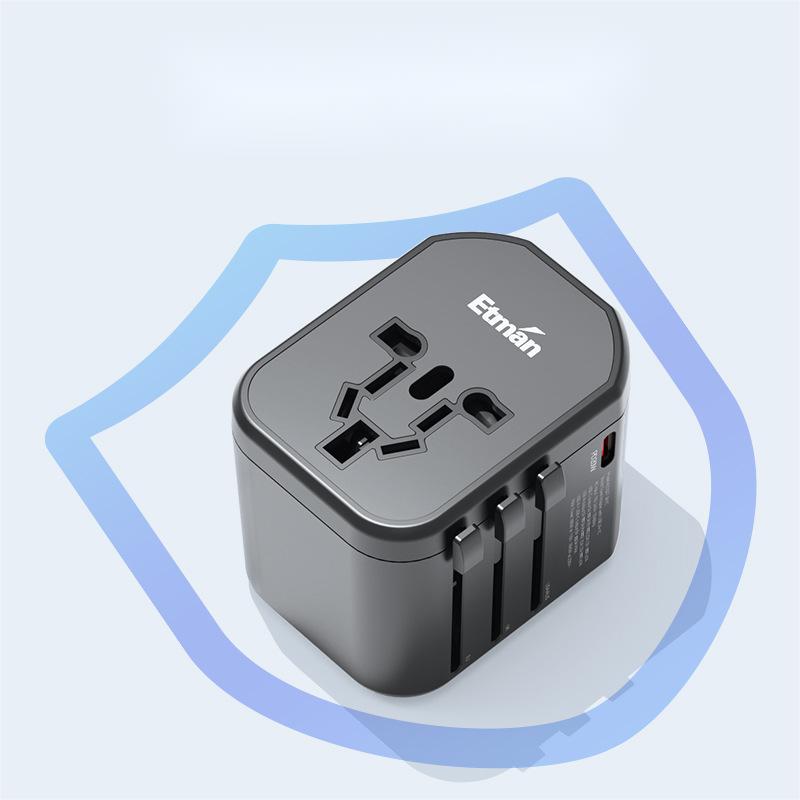 Adaptor universal de călătorie pentru întreaga lume